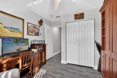 6698 Old Farm Trail Boynton Beach FL 33437
