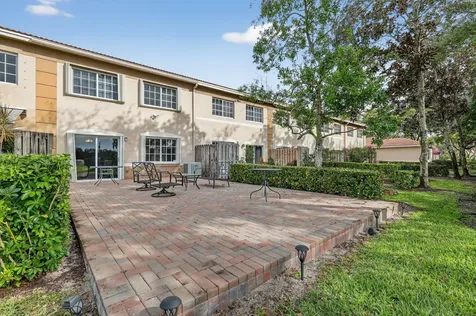 6698 Old Farm Trail Boynton Beach FL 33437