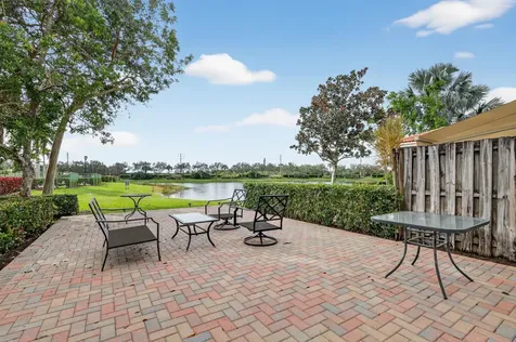 6698 Old Farm Trail Boynton Beach FL 33437