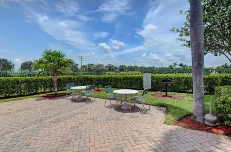 6698 Old Farm Trail Boynton Beach FL 33437