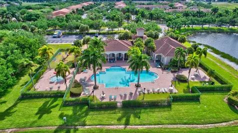 6698 Old Farm Trail Boynton Beach FL 33437