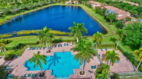 6698 Old Farm Trail Boynton Beach FL 33437