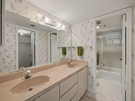 1205 Sandy Lane Singer Island FL 33404