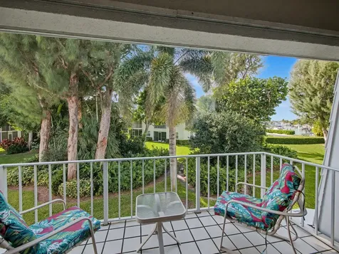 1205 Sandy Lane Singer Island FL 33404