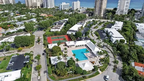 1205 Sandy Lane Singer Island FL 33404