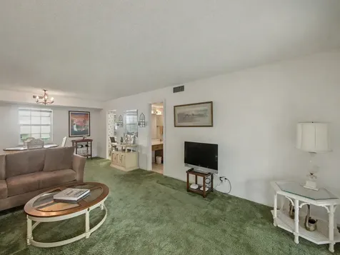 1205 Sandy Lane Singer Island FL 33404
