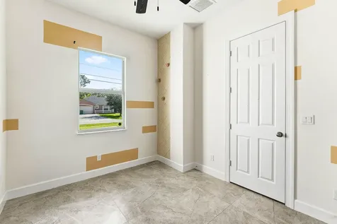 2366 Sw Blaine Terrace Port Saint Lucie FL 34953