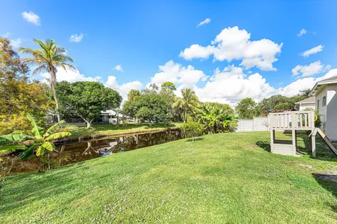 2366 Sw Blaine Terrace Port Saint Lucie FL 34953