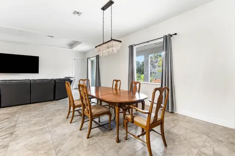 2366 Sw Blaine Terrace Port Saint Lucie FL 34953
