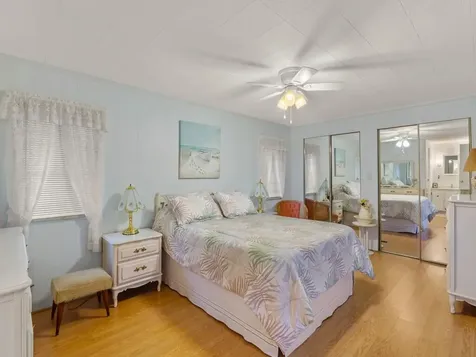 61 E Caribbean Port Saint Lucie FL 34952