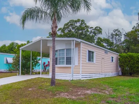 61 E Caribbean Port Saint Lucie FL 34952