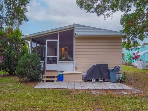 61 E Caribbean Port Saint Lucie FL 34952