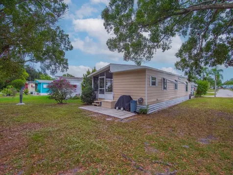 61 E Caribbean Port Saint Lucie FL 34952