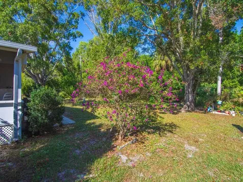 61 E Caribbean Port Saint Lucie FL 34952