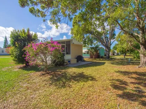 61 E Caribbean Port Saint Lucie FL 34952