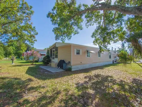 61 E Caribbean Port Saint Lucie FL 34952