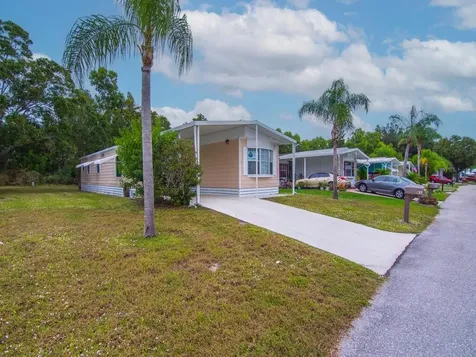 61 E Caribbean Port Saint Lucie FL 34952