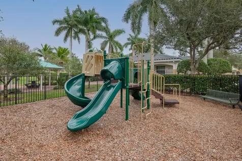 1600 Se Sheffield Terrace Stuart FL 34994
