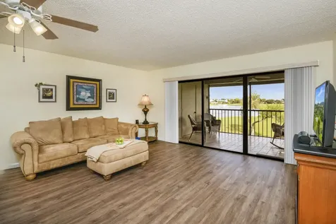 13403 Touchstone Place Palm Beach Gardens FL 33418