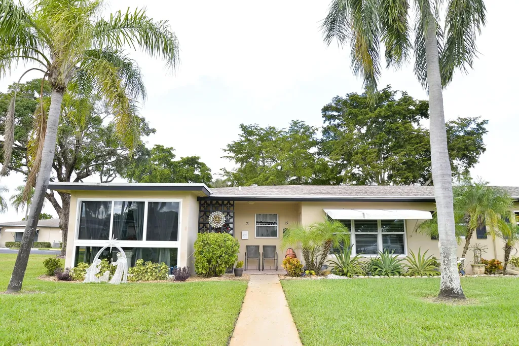 1027 S South Drive Delray Beach FL 33445