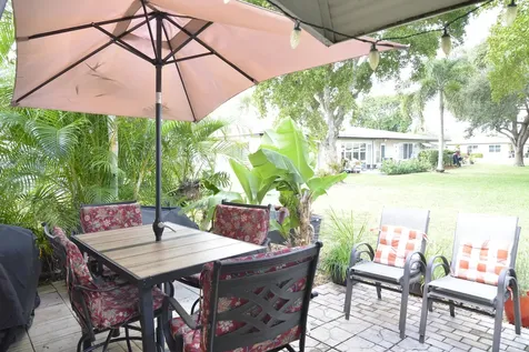 1027 S South Drive Delray Beach FL 33445