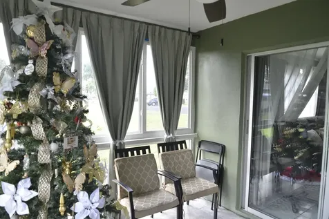 1027 S South Drive Delray Beach FL 33445