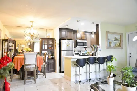 1027 S South Drive Delray Beach FL 33445