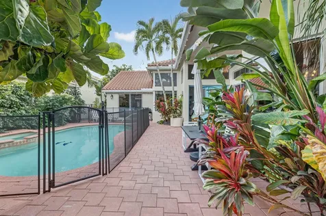 7450 Campo Florido Boca Raton FL 33433