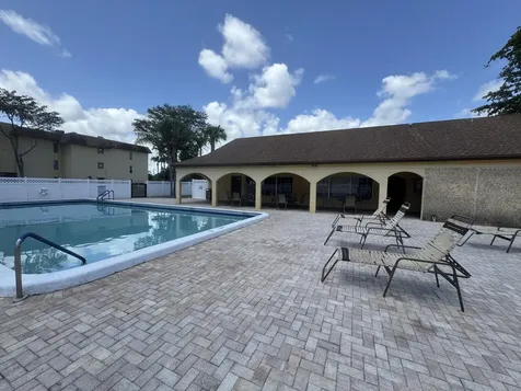 450 NW 20th Street Boca Raton FL 33431