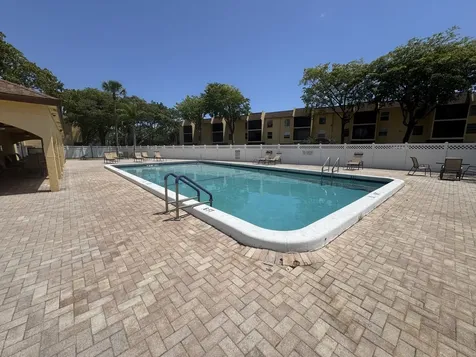 450 NW 20th Street Boca Raton FL 33431