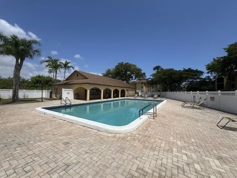 450 NW 20th Street Boca Raton FL 33431