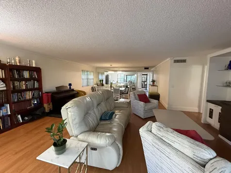 6460 Aspen Glen Circle Boynton Beach FL 33437