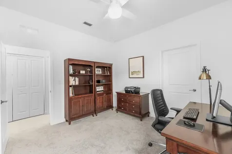 663 Se Lake Falls Street Port Saint Lucie FL 34984