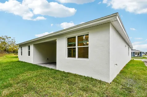 5625 Hampton Park Circle Vero Beach FL 32966
