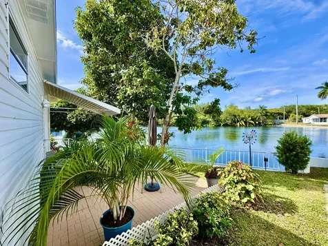 1324 S 33th Road Hollywood FL 33021