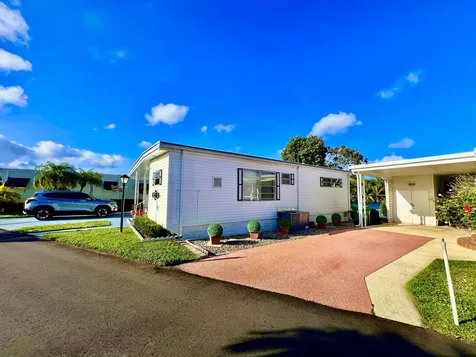 1324 S 33th Road Hollywood FL 33021
