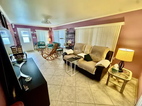 1324 S 33th Road Hollywood FL 33021