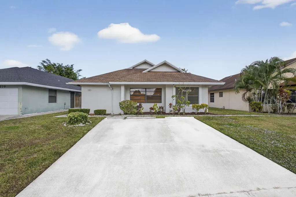 1275 Summit Run Circle West Palm Beach FL 33415