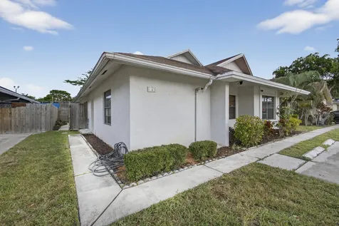 1275 Summit Run Circle West Palm Beach FL 33415