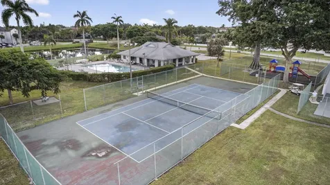 1275 Summit Run Circle West Palm Beach FL 33415