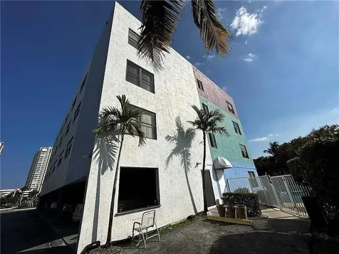 105 S Riverside Drive Pompano Beach FL 33062