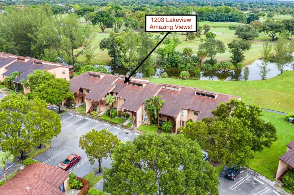1203 Lakeview Drive Royal Palm Beach FL 33411