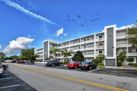 3076 Newport Q Deerfield Beach FL 33442