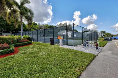 3076 Newport Q Deerfield Beach FL 33442