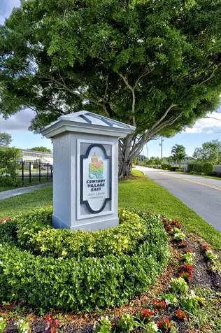 3076 Newport Q Deerfield Beach FL 33442