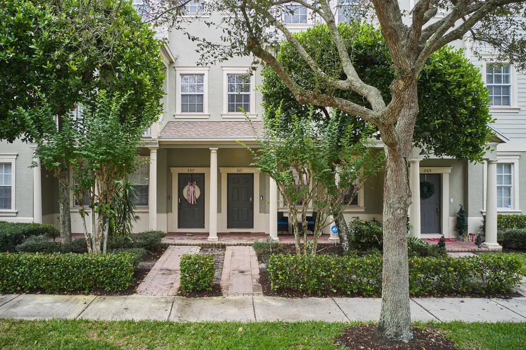 261 E Bay Cedar Circle Jupiter FL 33458