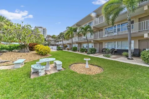 3200 Ne 7th Court Pompano Beach FL 33062