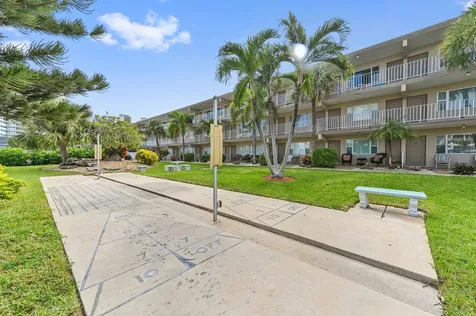 3200 Ne 7th Court Pompano Beach FL 33062