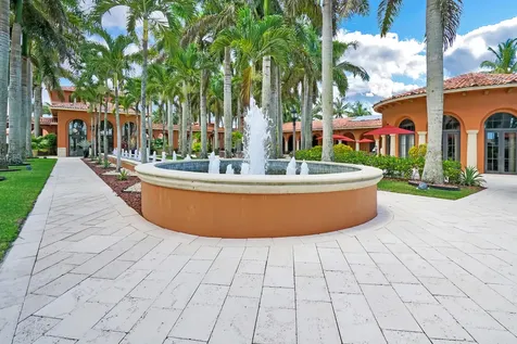 1848 Via Castello Wellington FL 33411