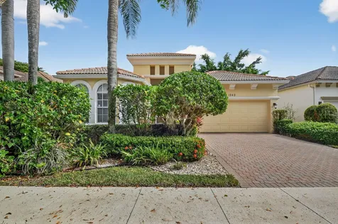1848 Via Castello Wellington FL 33411
